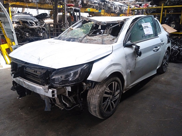  Peugeot 208 2020 